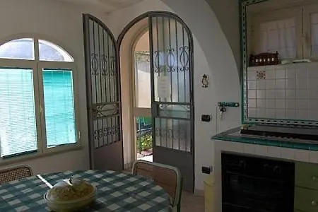 Villa Sleeps 2 Pool Air Con Ravello