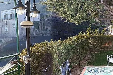 Sleeps 2 Pool Air Con Villa Ravello