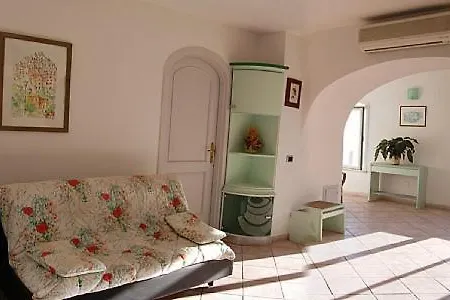 Sleeps 2 Pool Air Con Villa
