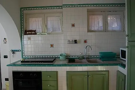 Sleeps 2 Pool Air Con Ravello