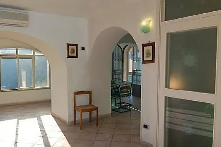 Sleeps 2 Pool Air Con Villa Ravello